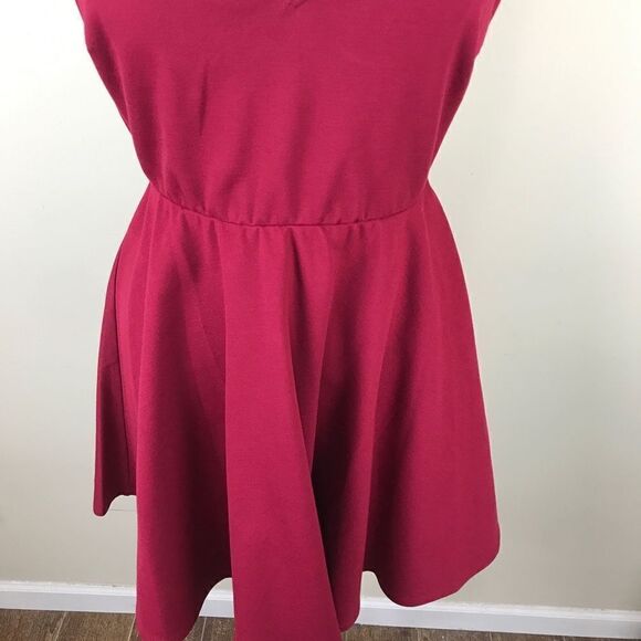 Lulus Maroon Open Back Criss Cross Mini Dress LRG - Picture 4 of 8